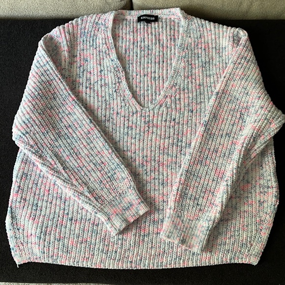 COPY - Express Pullover Sweater - Picture 1 of 5